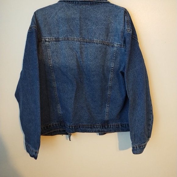 Brand New Jean Jacket Size Large - Picture 2 of 2